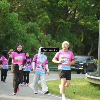 Runner Photo 7617218