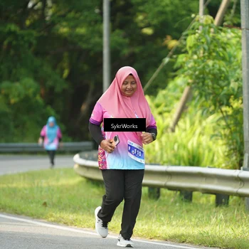 Runner Photo 7617221