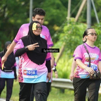 Runner Photo 7617257