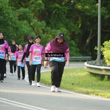 Runner Photo 7617289
