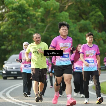 Runner Photo 7617371