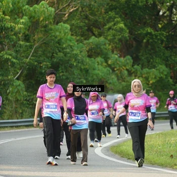 Runner Photo 7617372