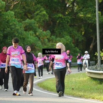 Runner Photo 7617373