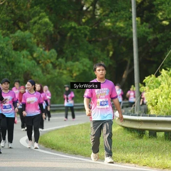 Runner Photo 7617387
