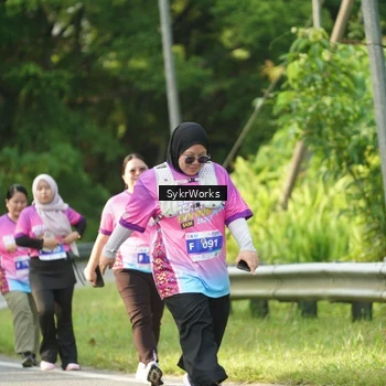Runner Photo 7617420