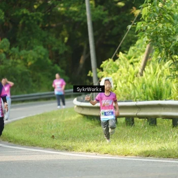 Runner Photo 7617441
