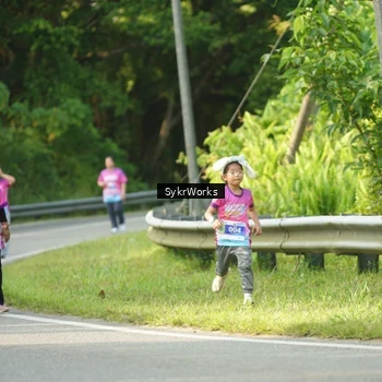 Runner Photo 7617442