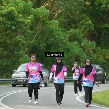 Runner Photo 7617460