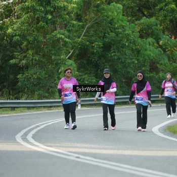 Runner Photo 7617464