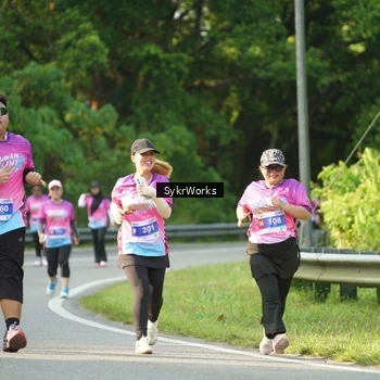 Runner Photo 7617487