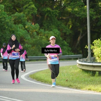 Runner Photo 7617503
