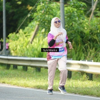 Runner Photo 7617553