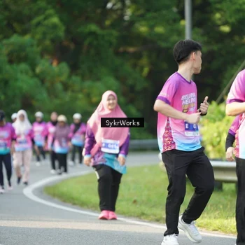 Runner Photo 7617592