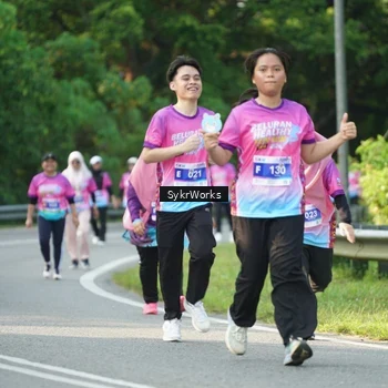 Runner Photo 7617597