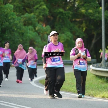 Runner Photo 7617602