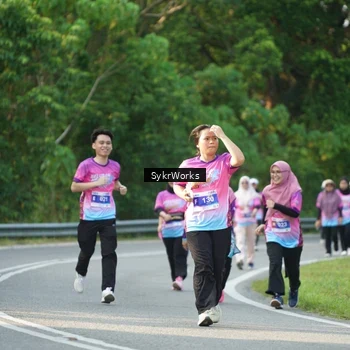 Runner Photo 7617603