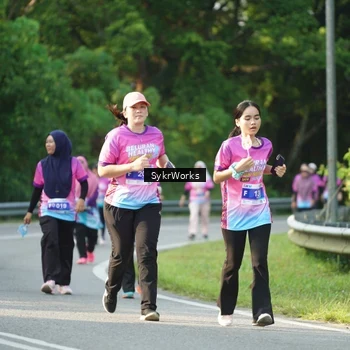 Runner Photo 7617610