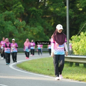 Runner Photo 7617618