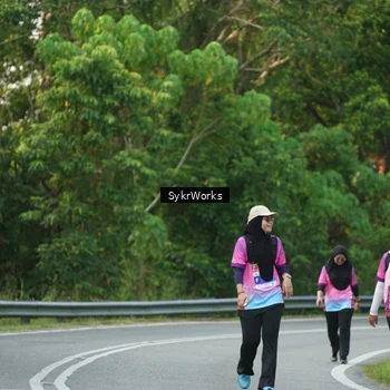 Runner Photo 7617672