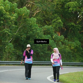 Runner Photo 7617673