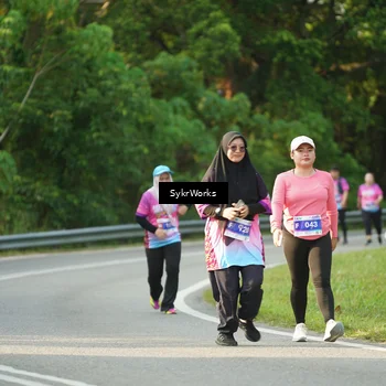 Runner Photo 7617691
