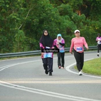 Runner Photo 7617693
