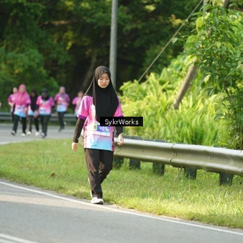 Runner Photo 7617802