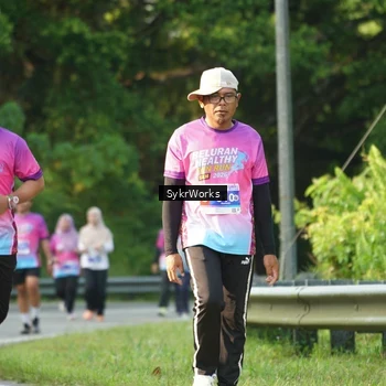 Runner Photo 7617923