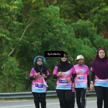 Runner Photo 7617937