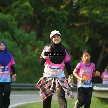 Runner Photo 7617977