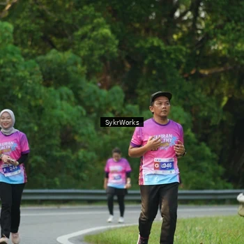 Runner Photo 7617980