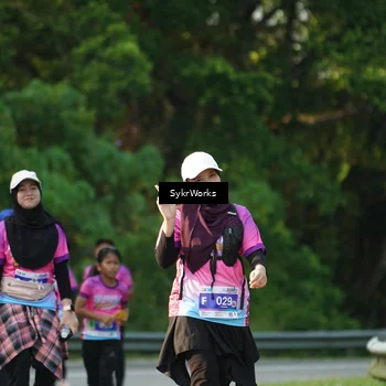 Runner Photo 7617999