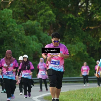 Runner Photo 7618010