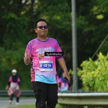 Runner Photo 7618022