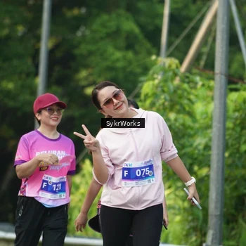 Runner Photo 7618044