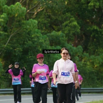 Runner Photo 7618046