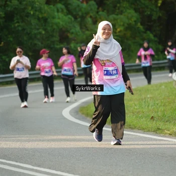 Runner Photo 7618056