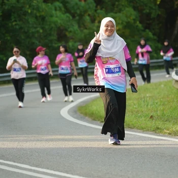 Runner Photo 7618057