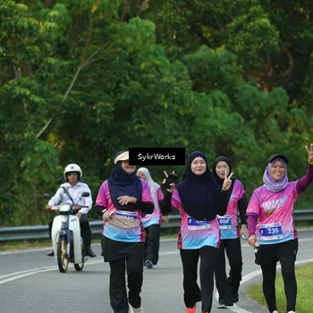 Runner Photo 7618081