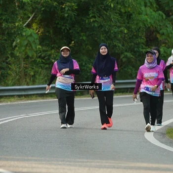 Runner Photo 7618085
