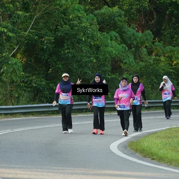 Runner Photo 7618108