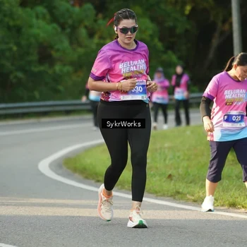 Runner Photo 7618128