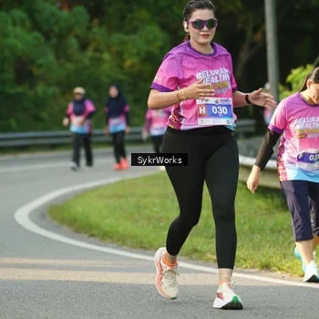 Runner Photo 7618144