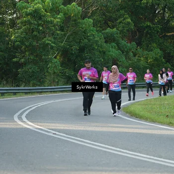 Runner Photo 7618163