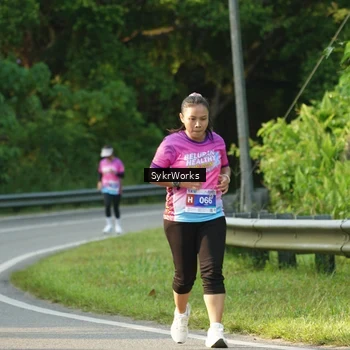 Runner Photo 7618184