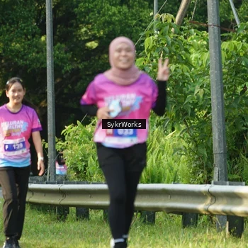 Runner Photo 7618205