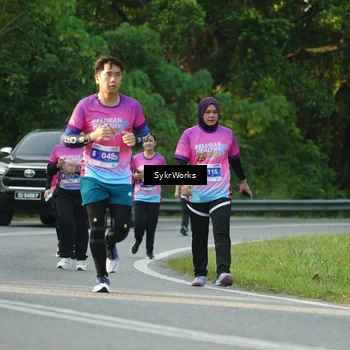 Runner Photo 7618228
