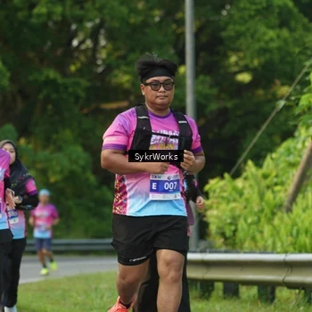 Runner Photo 7618274