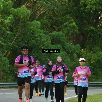 Runner Photo 7618287