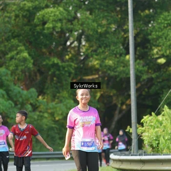 Runner Photo 7618292